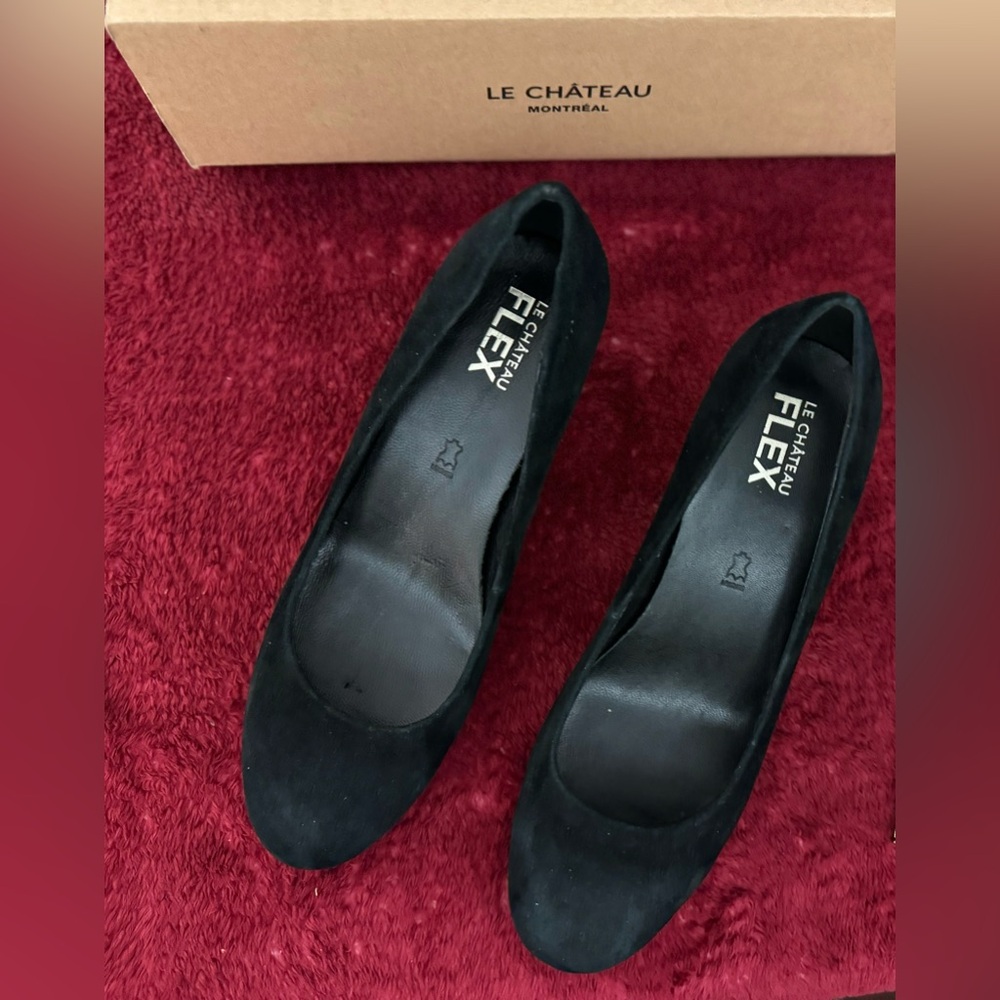 Genuine leather brand new black suede  leatherwedge shoes